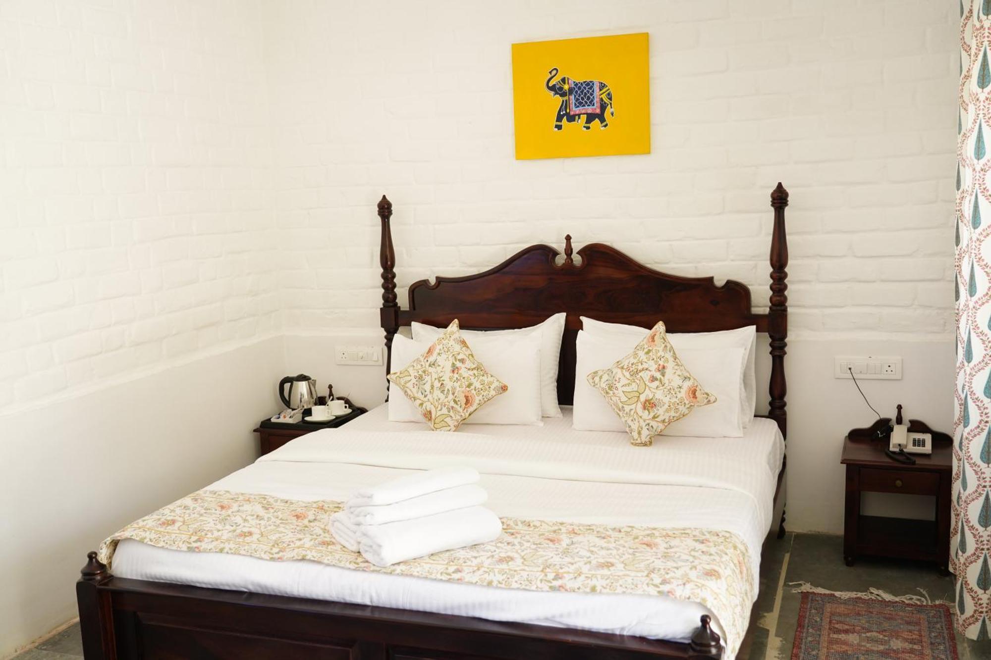 Heli Pushkar Hotel Ngoại thất bức ảnh