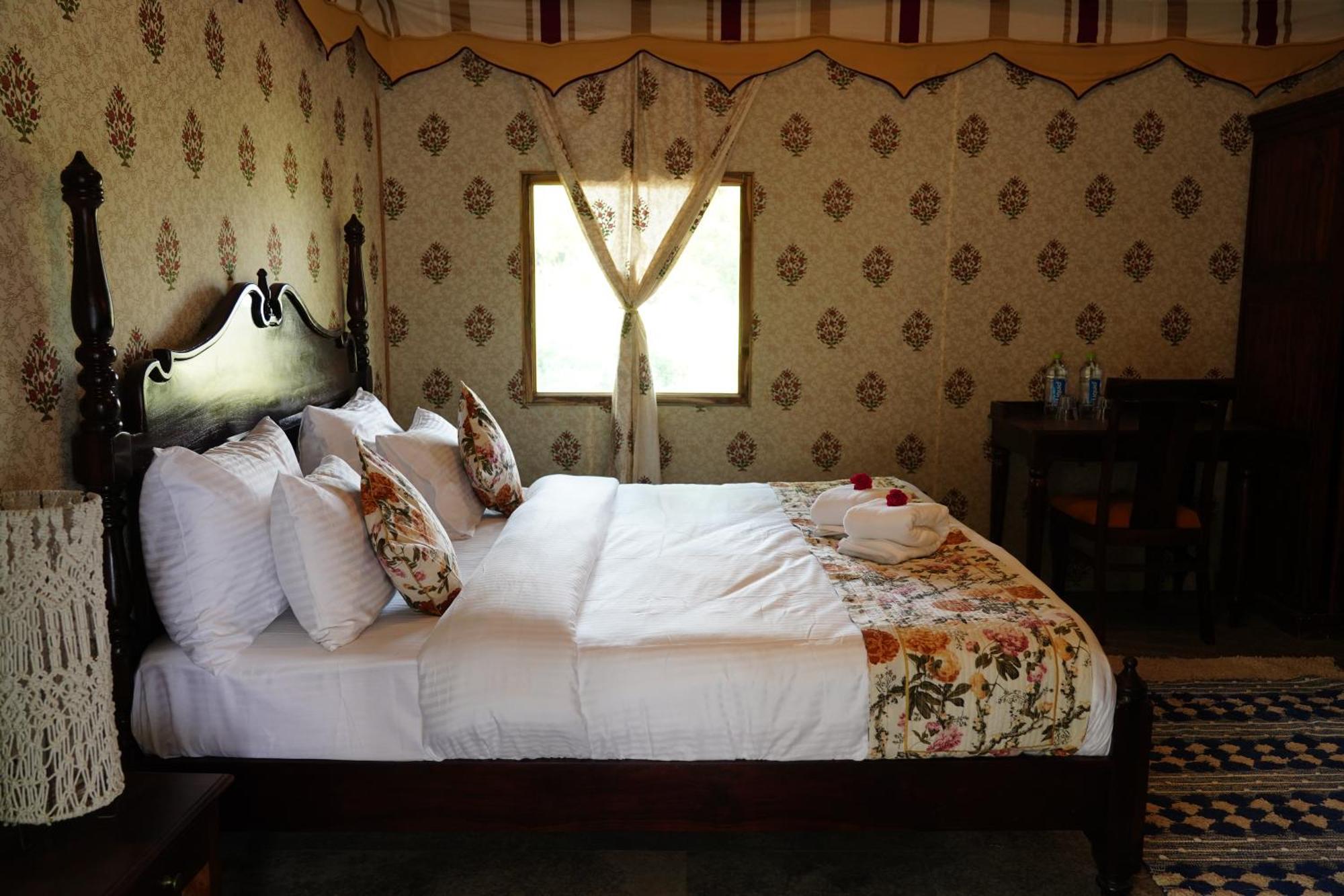 Heli Pushkar Hotel Ngoại thất bức ảnh