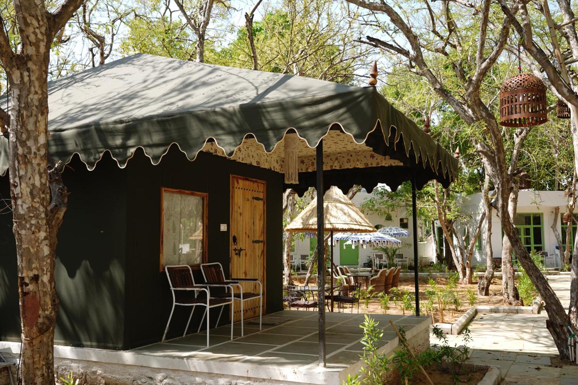 Heli Pushkar Hotel Ngoại thất bức ảnh
