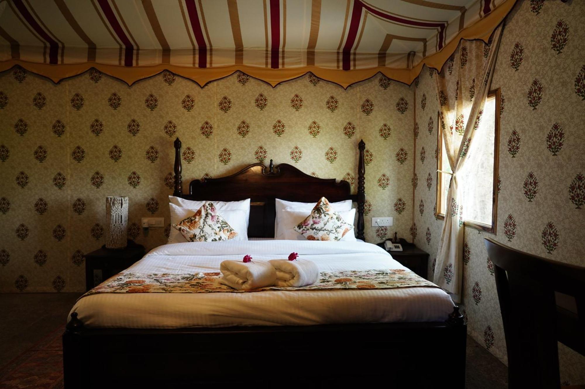 Heli Pushkar Hotel Ngoại thất bức ảnh